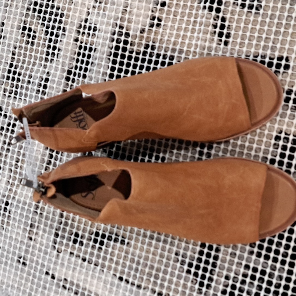Sofft Carleigh Leather Open Toe Bootie - Picture 6 of 10